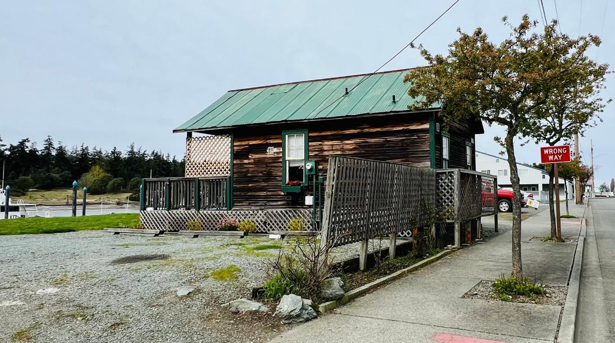 Bridge Tender Shack With Hot Tub On Deck ラ・コナー エクステリア 写真